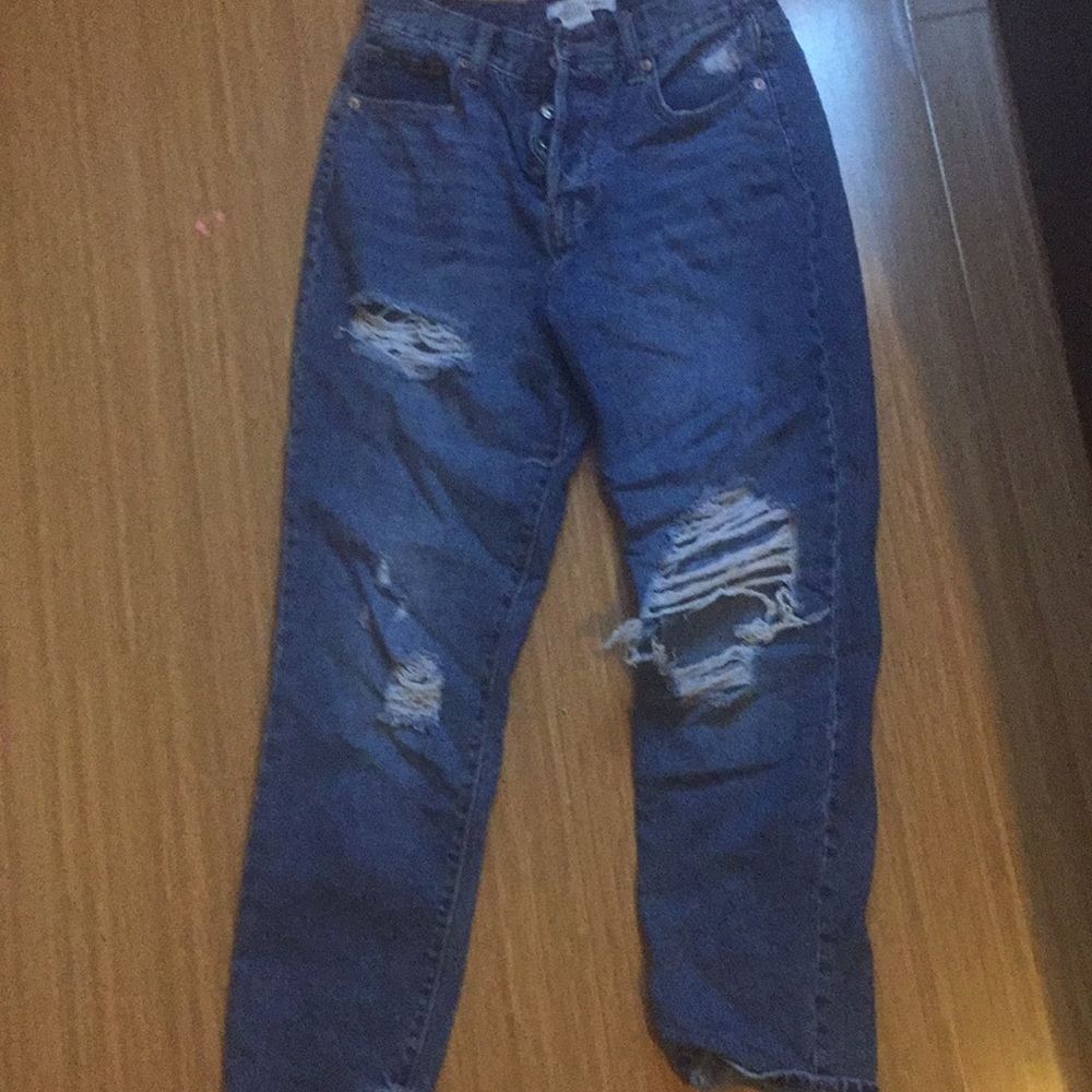 Mom/ straight leg jeans